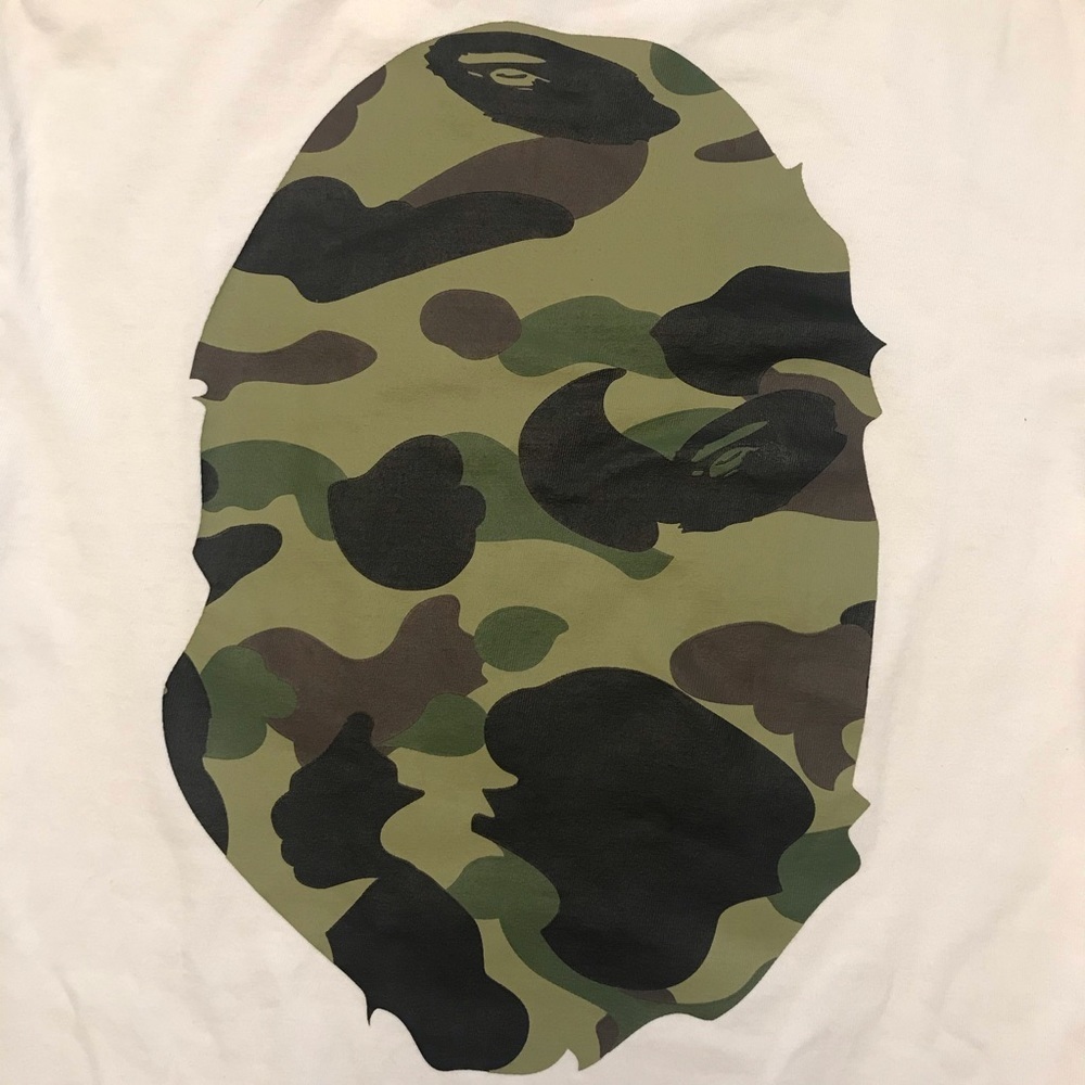 👟 BAPE Brand Camo Tee - Picture 3 of 7